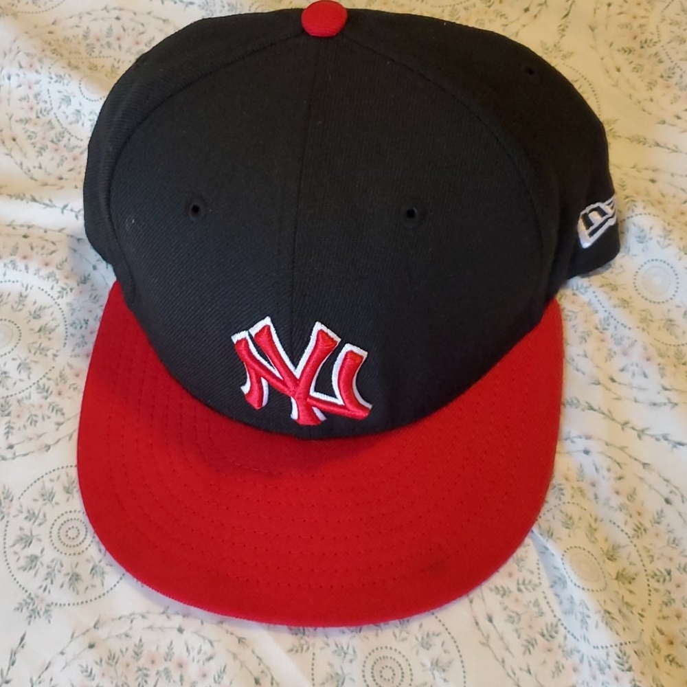 Man's YN Hat